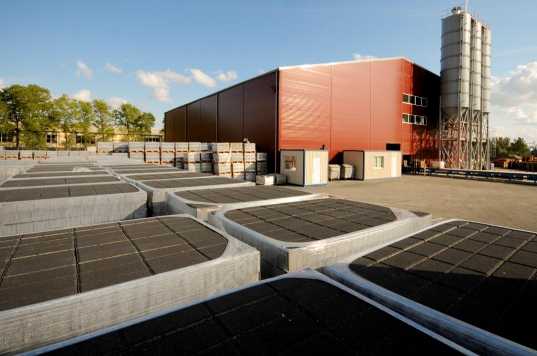 dobele, brikers bruģis