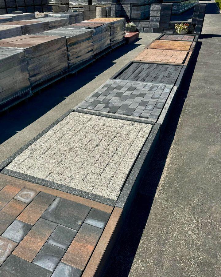 Meklē iedvesmu iebraucamā ceļa, pagalma vai dārza taciņu segumam? Aplūko jaunākās bruģēšanas tendences Brikers…