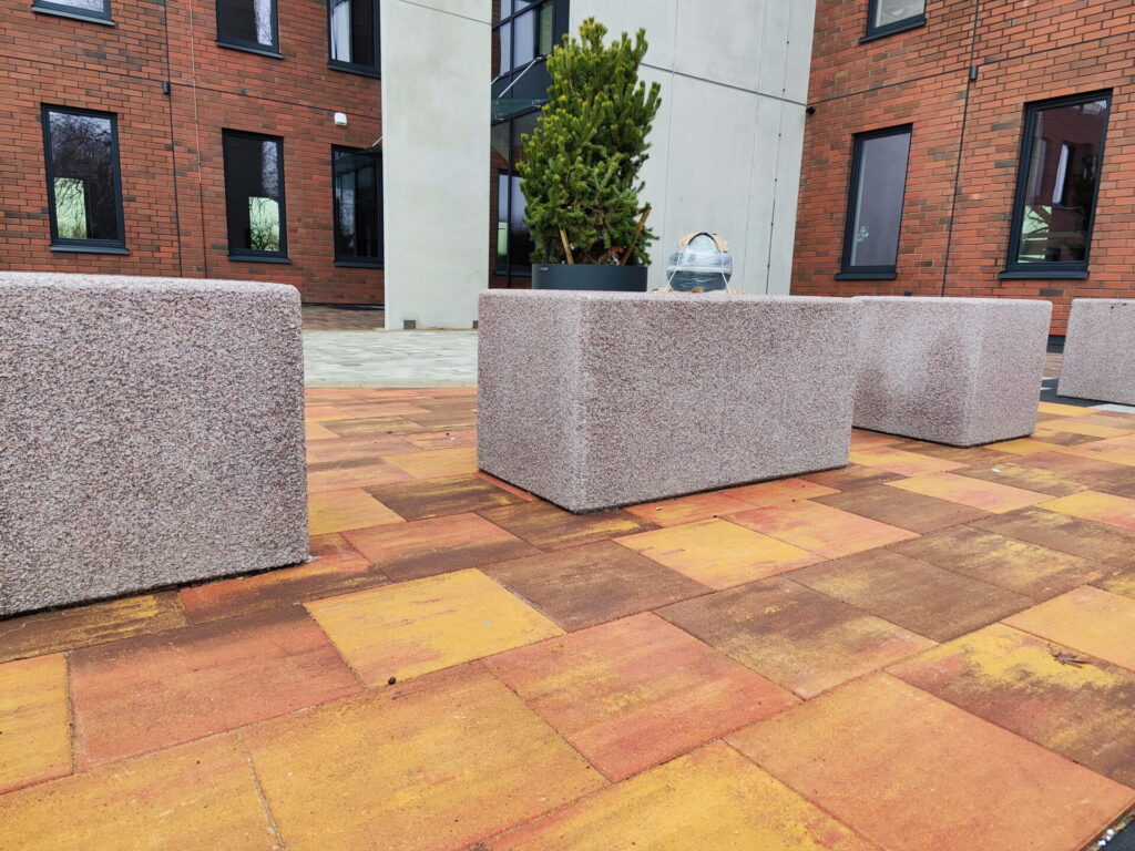 Tile 8 Modern Amber
