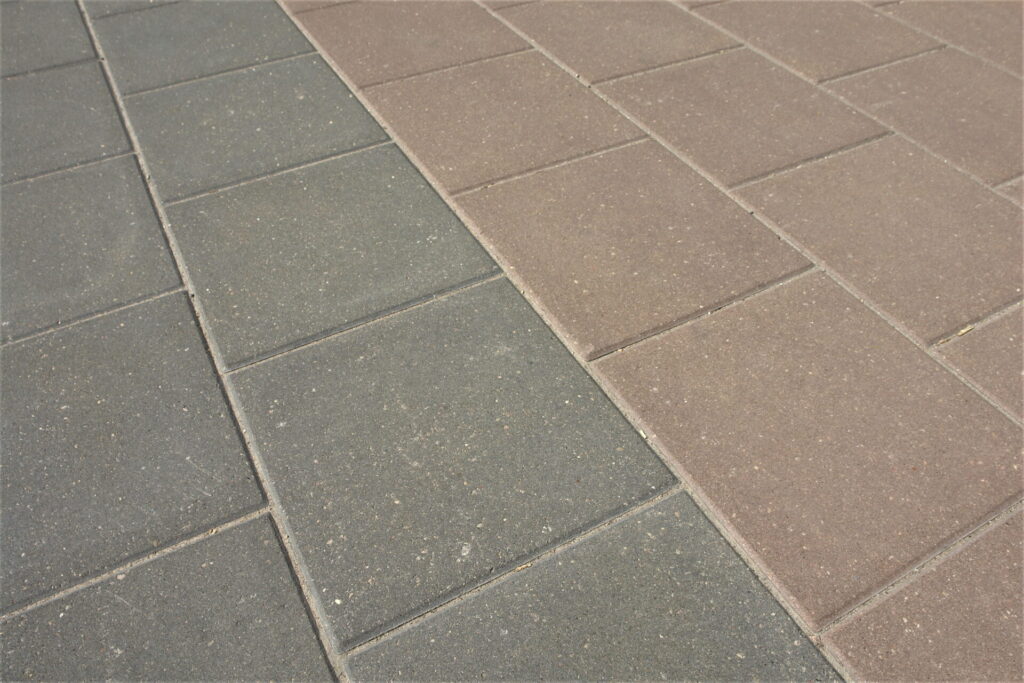 Tile 8 modern brown and black