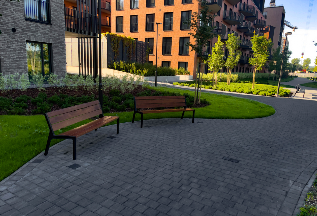 DEKOR 150 MODERN BLACK + KERBSTONE 8 BLACK