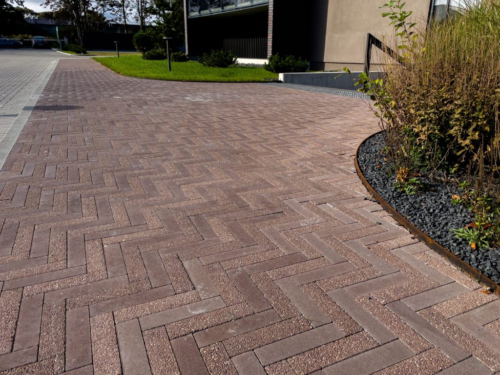 BARONS 240 BROWN+ BARONS 240 BROWN ABRASIVE