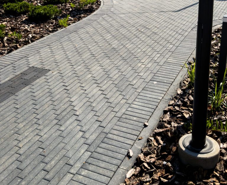 DEKOR URBAN MODERN BLACK AND KERBSTONE 8 BLACK