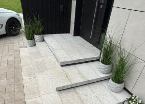 DEKOR 600 MODERN WHITE MARBLE AND MITAVA MOSAIC 6 COMFORT GREY